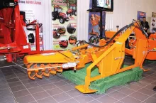 Glebogryzarka podkoronowa Rinieri FS 200