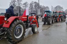 sadownik w ursusie bez kabiny