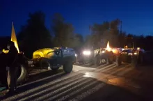 Włoscy sadownicy odkażają ulice własnymi opryskiwaczami w walce z koronawirusem