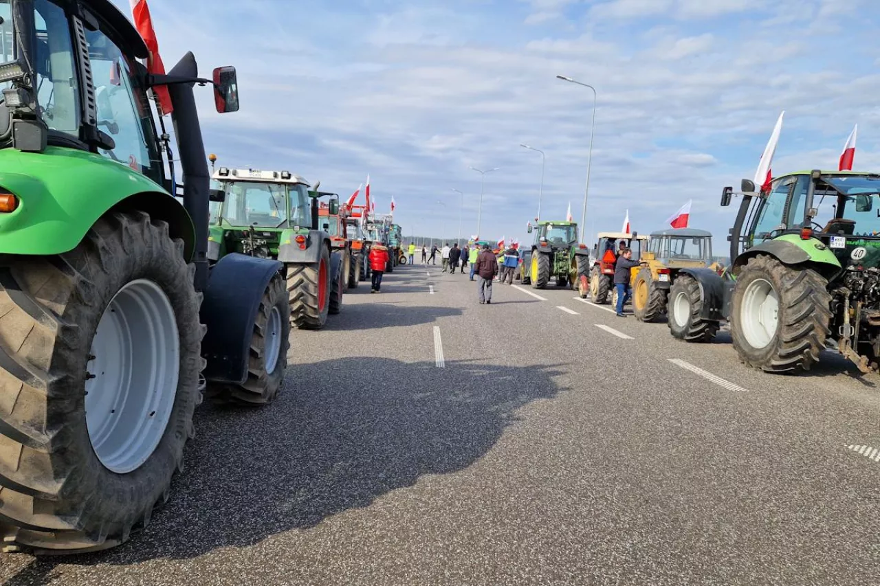 jak dojechać na bronisze w zwiazku z protestem