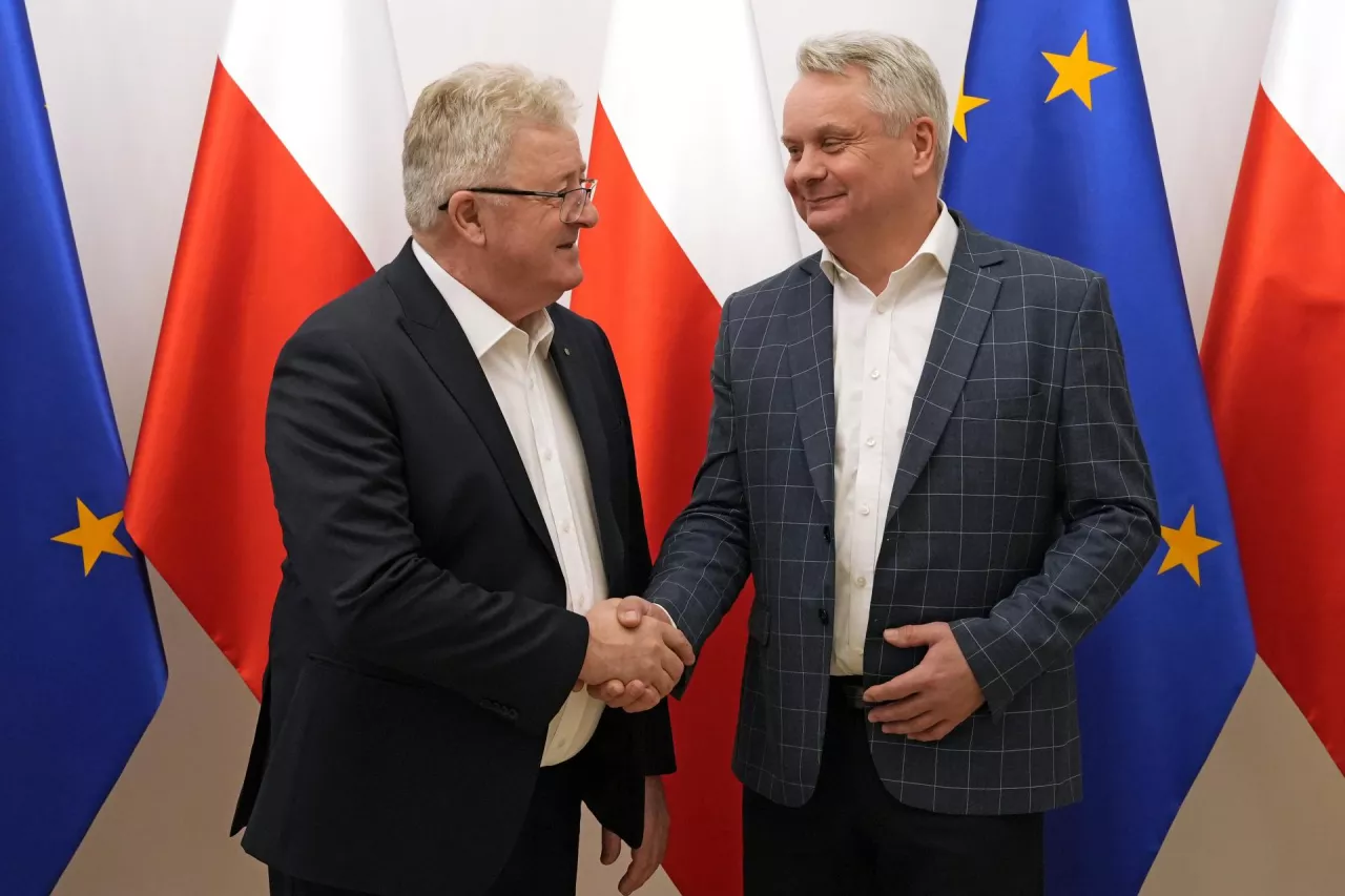 nowy zespoł w miisterstwie