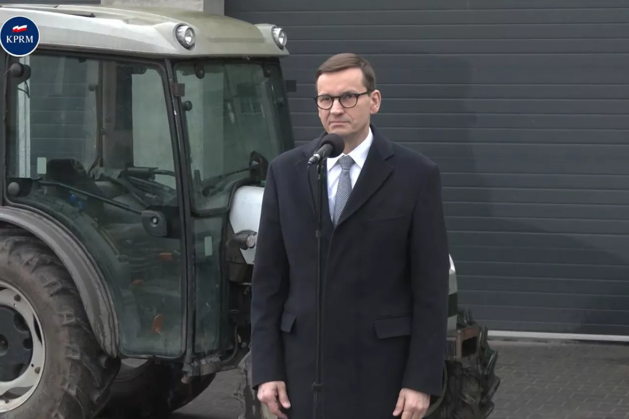 Premier o wycofaniu jabłek z rynku