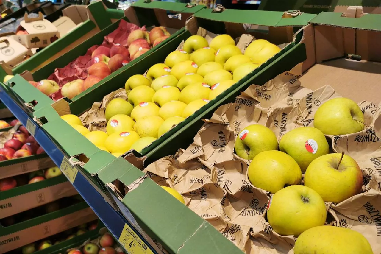jabłka market
