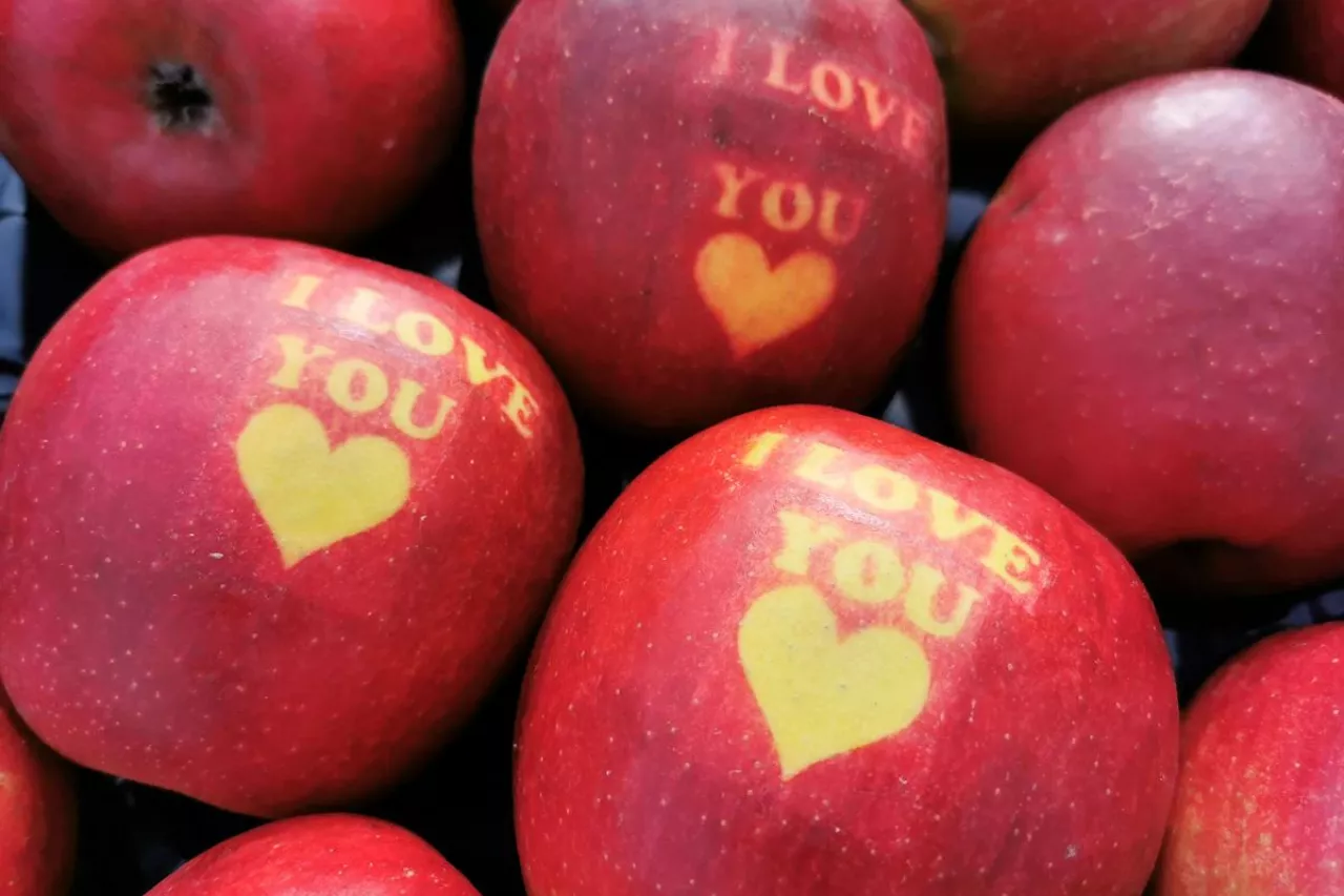 jabłko walentynki