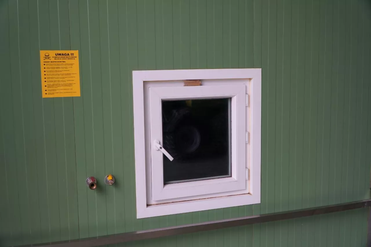 bezpieczeństwo w komorach chłodniczych