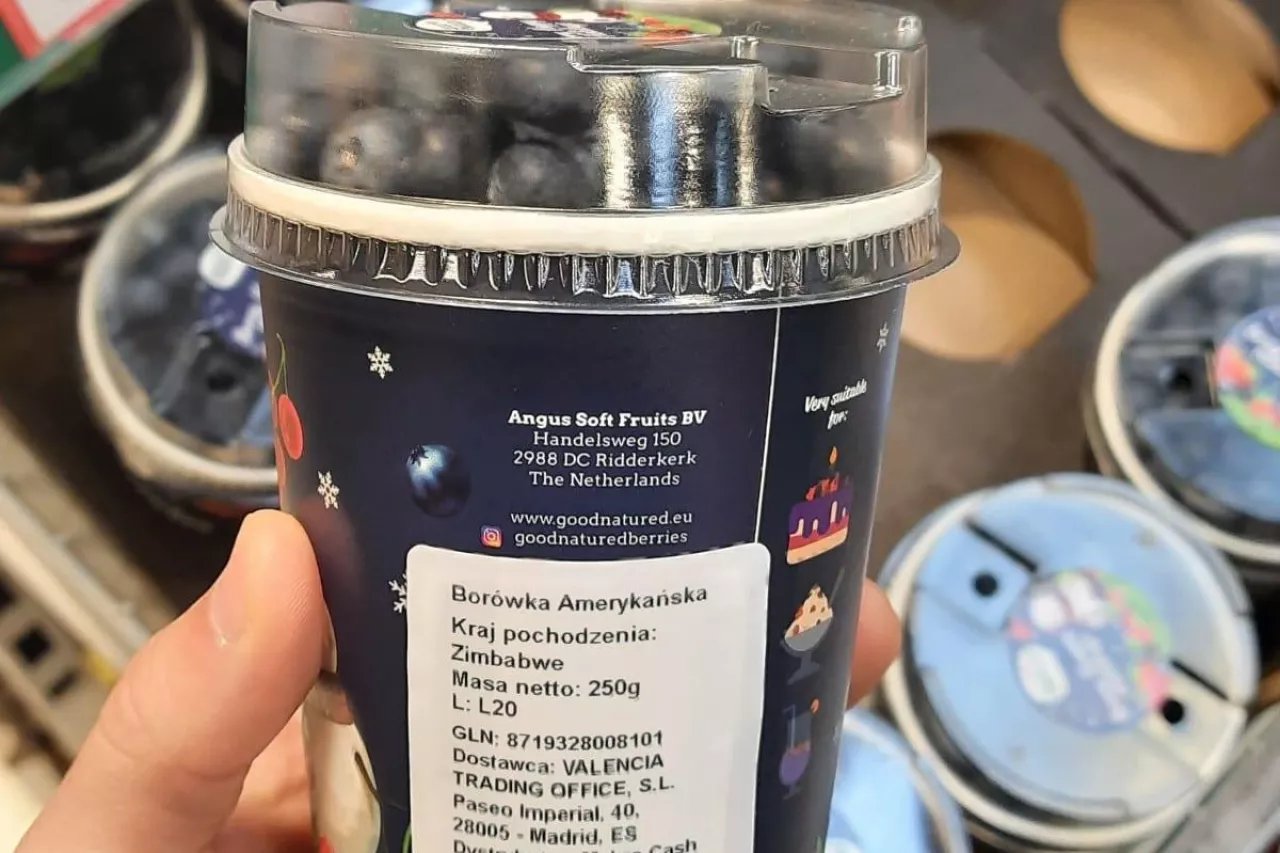 importowane borówki