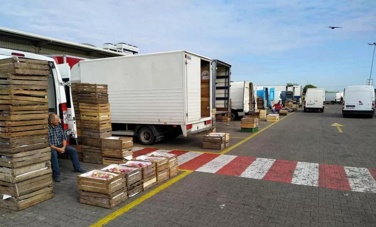 Rynek hurtowych na Broniszach