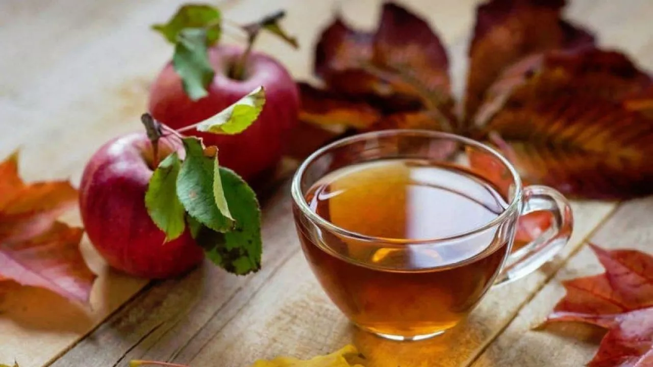 Jabłka i herbata bogate we flawonoidy
