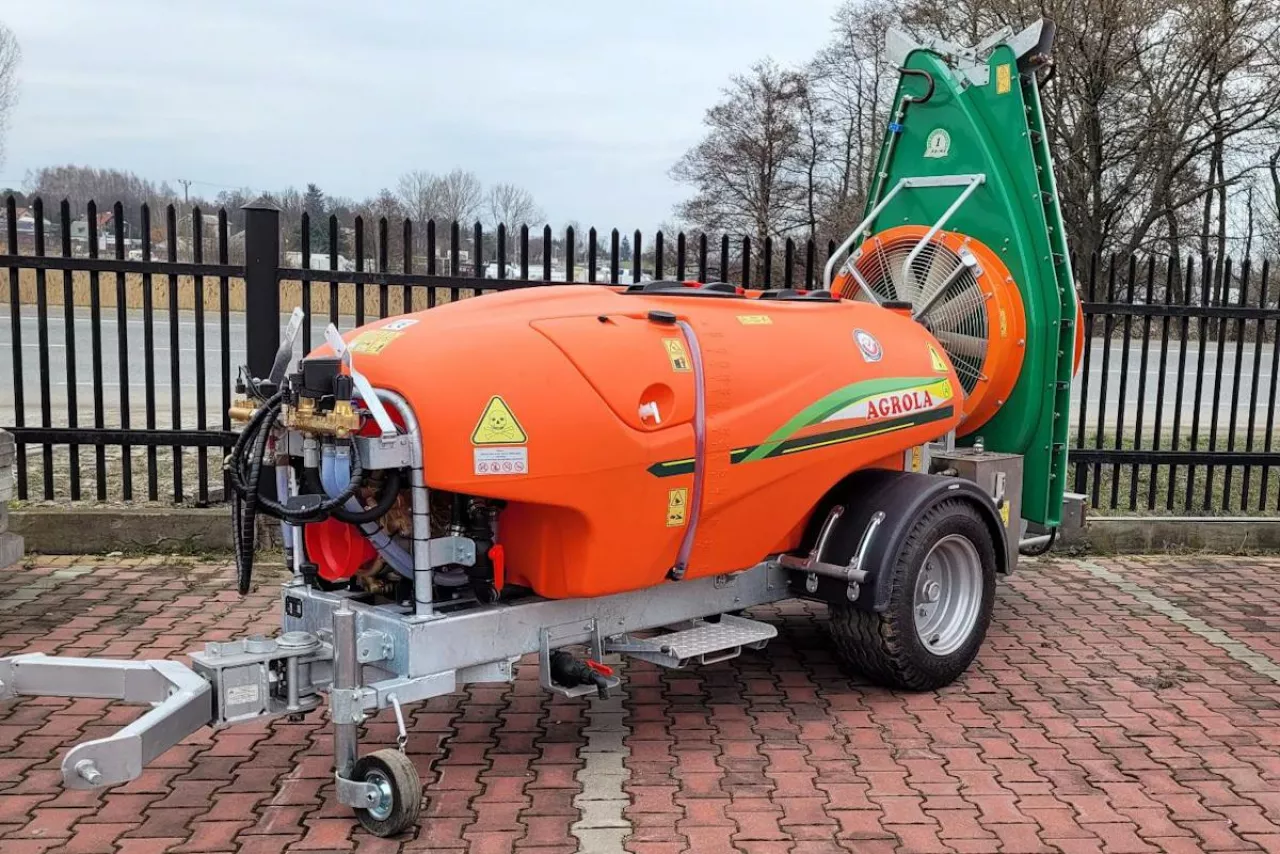 opryskiwacz Agrola