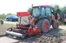 odkażanie gleby pod plantację truskawek