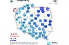 zimny maj 2025. mapka pokazująca, że temperatura jest niższa od średniej wieloletniej